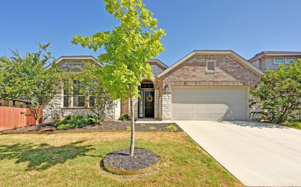475 Gamble DR, Buda, TX 78610