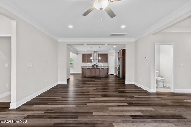 137 Evergreen Forest Drive, Sneads Ferry, NC 28460