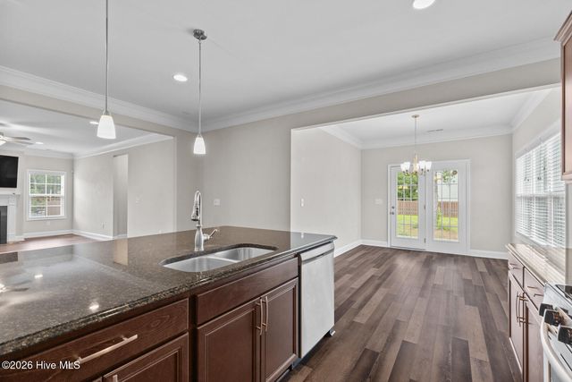 137 Evergreen Forest Drive, Sneads Ferry, NC 28460