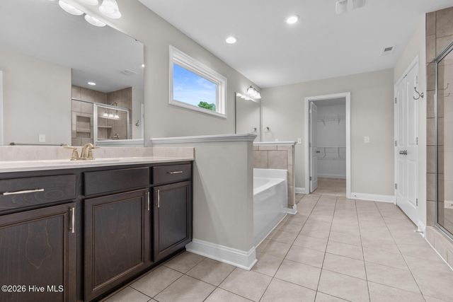 137 Evergreen Forest Drive, Sneads Ferry, NC 28460