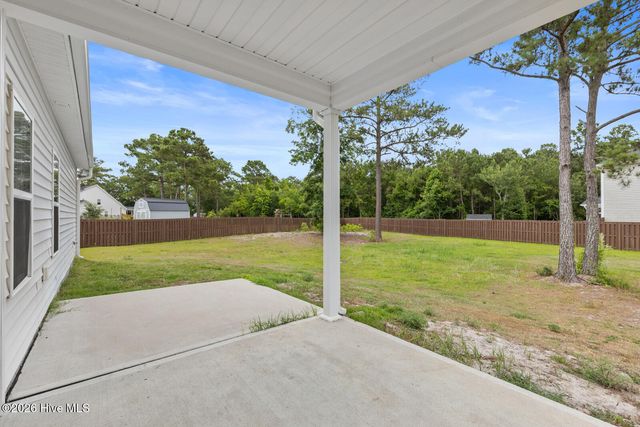 137 Evergreen Forest Drive, Sneads Ferry, NC 28460