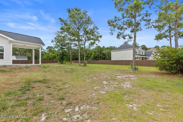 137 Evergreen Forest Drive, Sneads Ferry, NC 28460