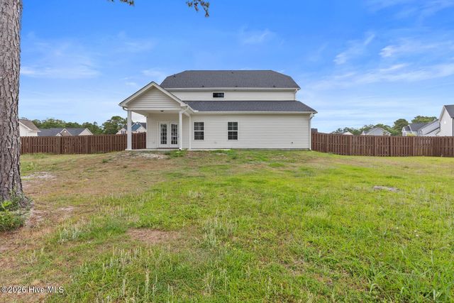 137 Evergreen Forest Drive, Sneads Ferry, NC 28460