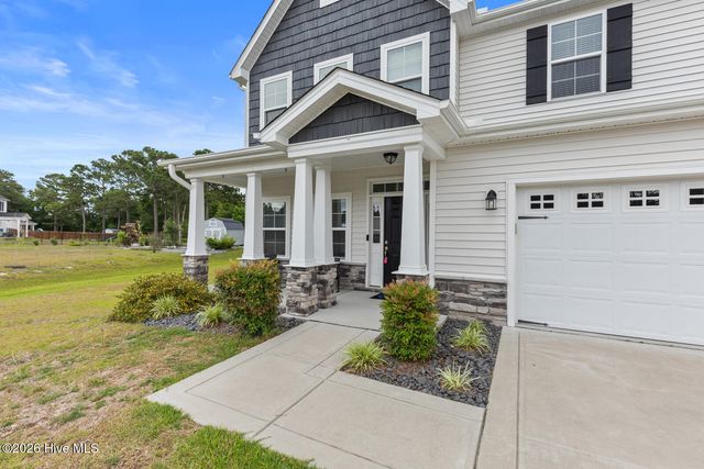 137 Evergreen Forest Drive, Sneads Ferry, NC 28460