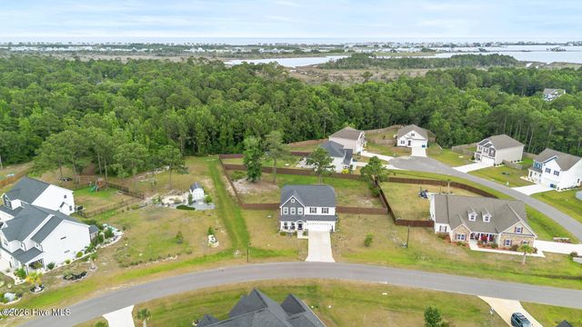 137 Evergreen Forest Drive, Sneads Ferry, NC 28460