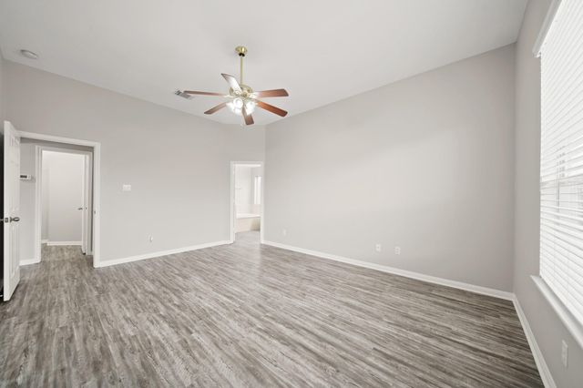 4035 E Teal Estates Circle, Fresno, TX 77545