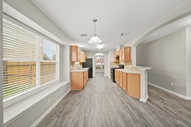 4035 E Teal Estates Circle, Fresno, TX 77545