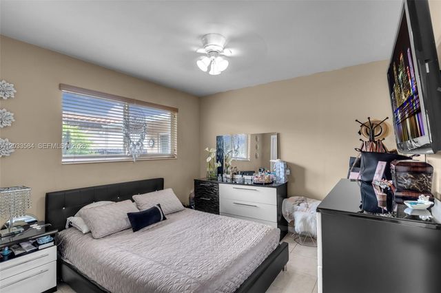 247 NW 51st Ave, Miami, FL 33126