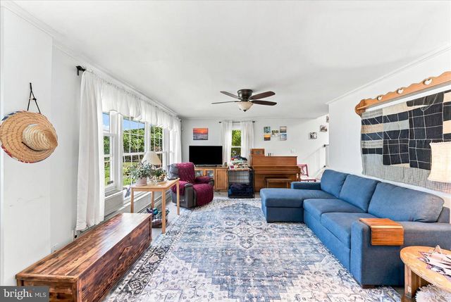 5117 PONTIAC RD, Drexel Hill, PA 19026