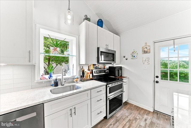 5117 PONTIAC RD, Drexel Hill, PA 19026