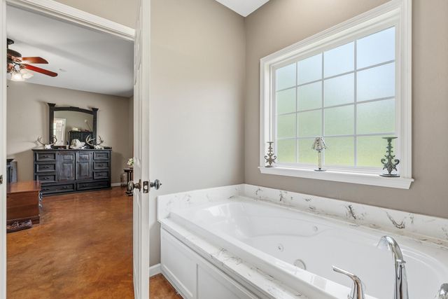43 Tracelwood Drive, Arkadelphia, AR 71923