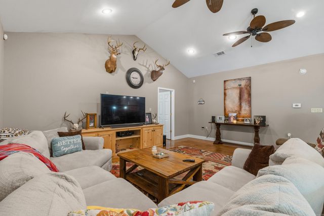 43 Tracelwood Drive, Arkadelphia, AR 71923