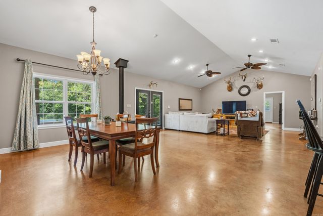43 Tracelwood Drive, Arkadelphia, AR 71923