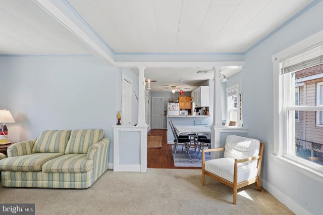 313 W JUNIPER AVE, Wildwood, NJ 08260