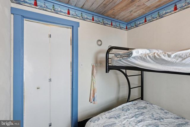 313 W JUNIPER AVE, Wildwood, NJ 08260