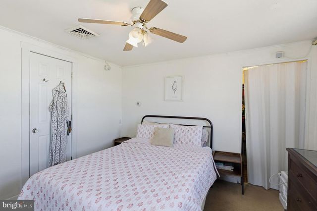 313 W JUNIPER AVE, Wildwood, NJ 08260