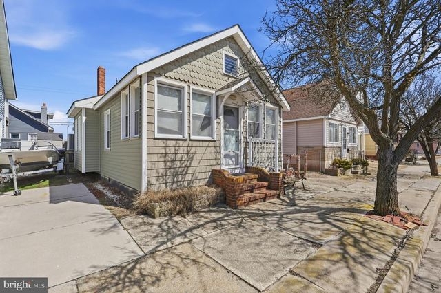 313 W JUNIPER AVE, Wildwood, NJ 08260