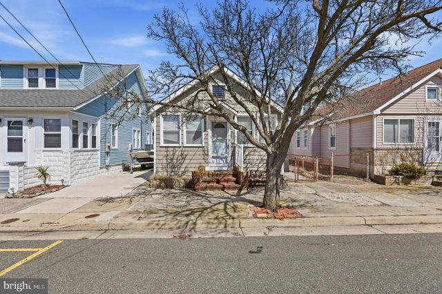 313 W JUNIPER AVE, Wildwood, NJ 08260