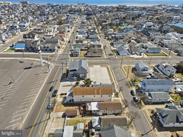 313 W JUNIPER AVE, Wildwood, NJ 08260