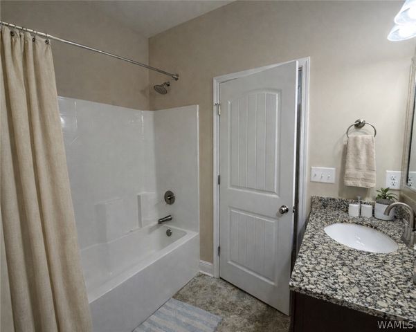 6636 Covington Villas Lane, Tuscaloosa, AL 35405