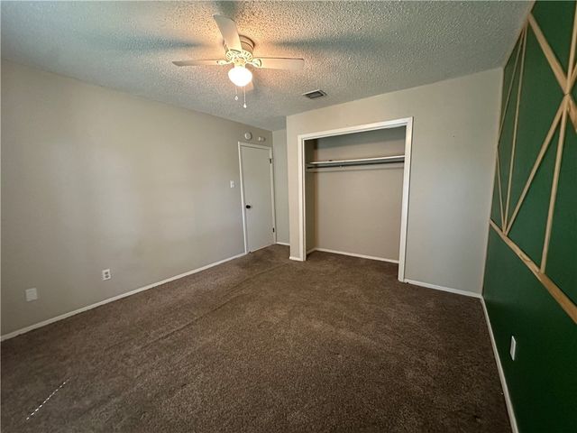 1506 Briar St, Portland, TX 78374