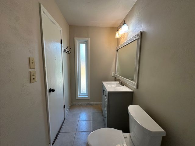 1506 Briar St, Portland, TX 78374