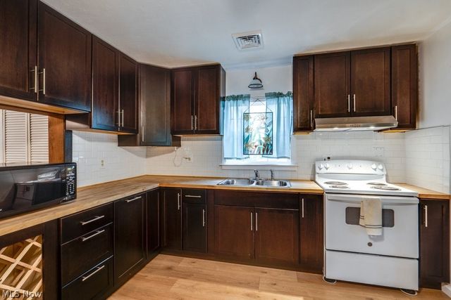 8764 Ravenna Road, Chardon, OH 44024