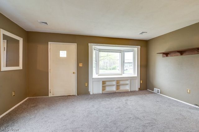8764 Ravenna Road, Chardon, OH 44024