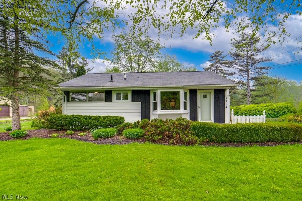 8764 Ravenna Road, Chardon, OH 44024