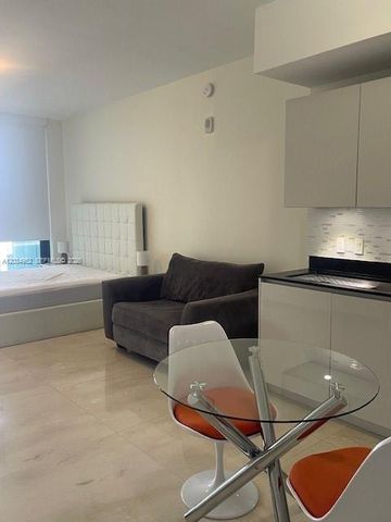 1010 Brickell Ave 3810, Miami, FL 33131