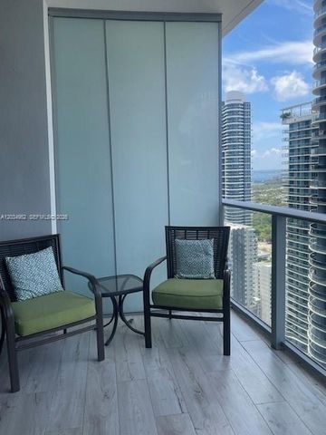 1010 Brickell Ave 3810, Miami, FL 33131
