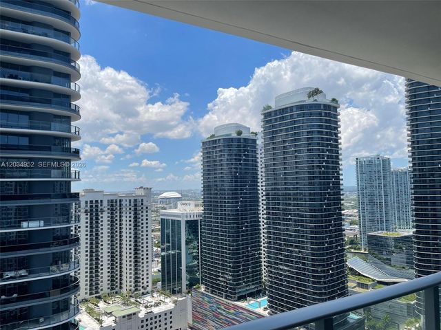 1010 Brickell Ave 3810, Miami, FL 33131