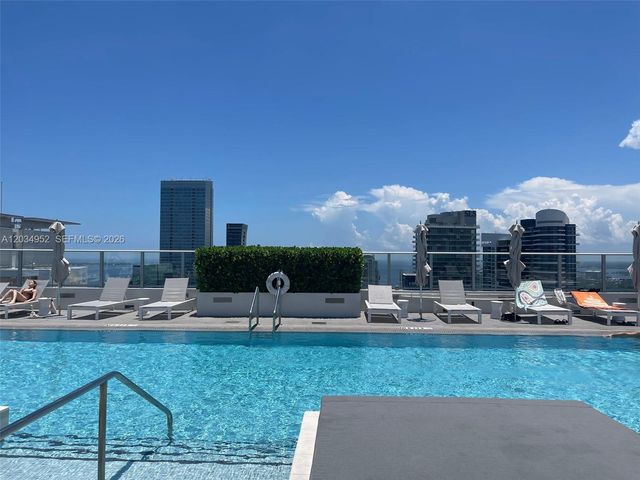 1010 Brickell Ave 3810, Miami, FL 33131