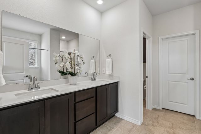 9808 Fall Brook Drive, Aubrey, TX 76227