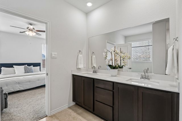 9808 Fall Brook Drive, Aubrey, TX 76227