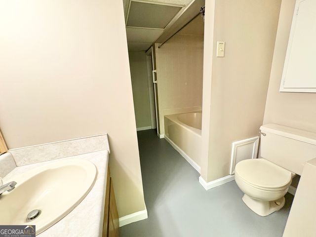 435 Sherwood Road, Fayetteville, GA 30215