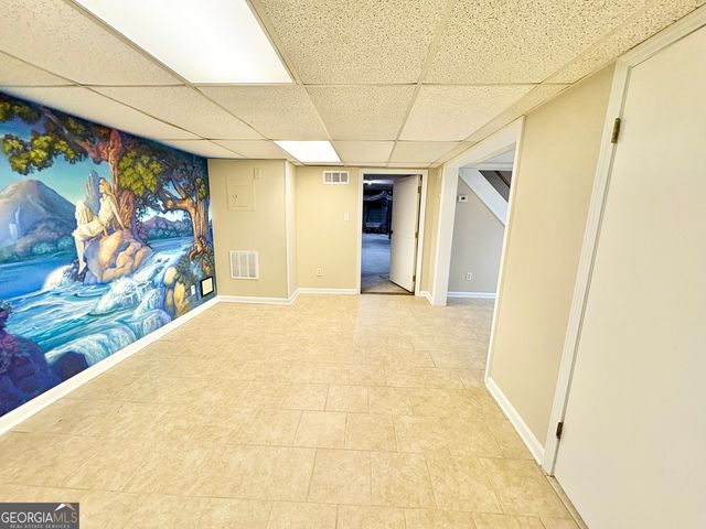 435 Sherwood Road, Fayetteville, GA 30215