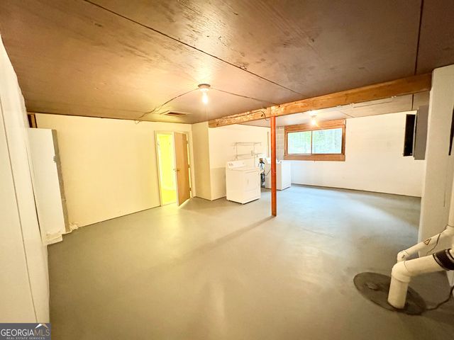 435 Sherwood Road, Fayetteville, GA 30215