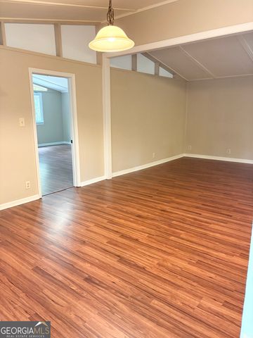 435 Sherwood Road, Fayetteville, GA 30215