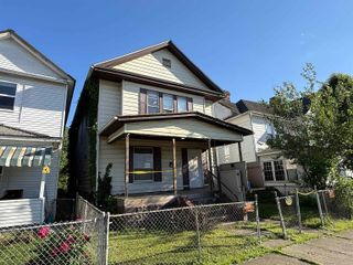 1327 Monroe Ave, Huntington, WV 25704
