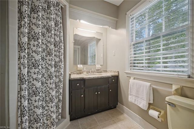 533 Heather DR, Virginia Beach, VA 23462