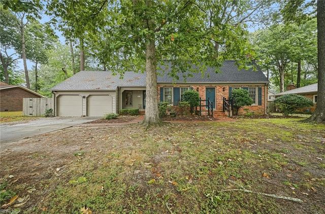 533 Heather DR, Virginia Beach, VA 23462