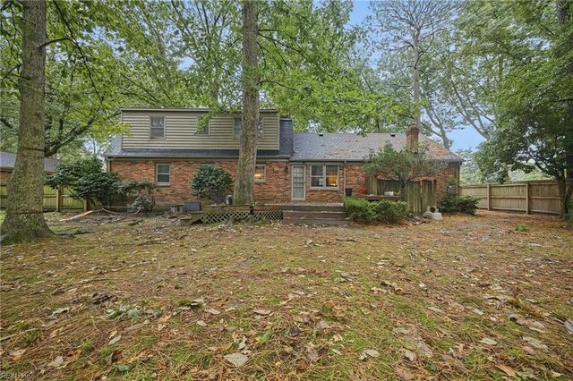 533 Heather DR, Virginia Beach, VA 23462