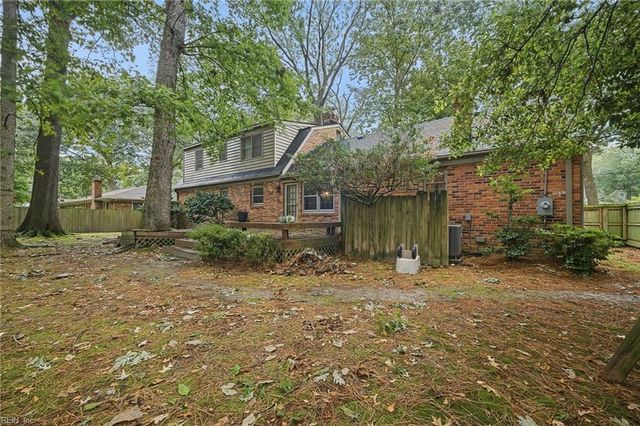 533 Heather DR, Virginia Beach, VA 23462