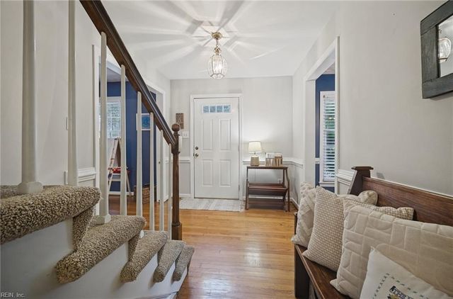 533 Heather DR, Virginia Beach, VA 23462