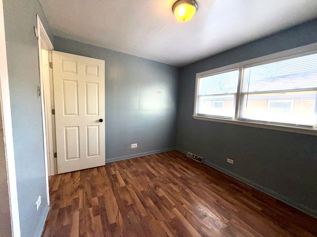 2217 W 156th Place, Markham, IL 60426