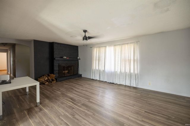 1204 E 26th Street, Muncie, IN 47302