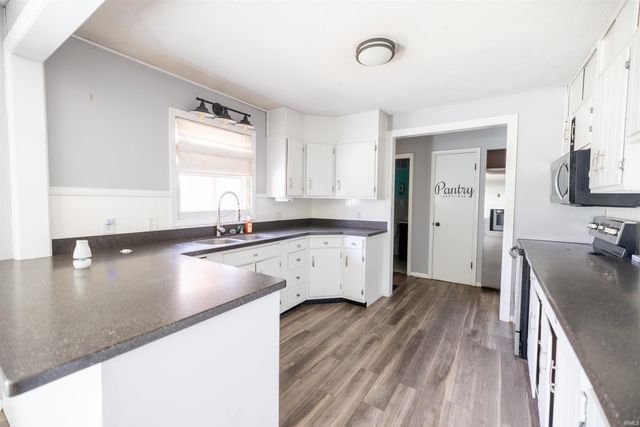 1204 E 26th Street, Muncie, IN 47302