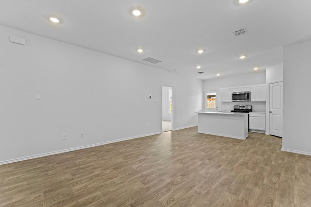 231 Harrison XING A, Kyle, TX 78640