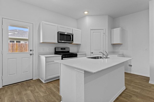 231 Harrison XING A, Kyle, TX 78640